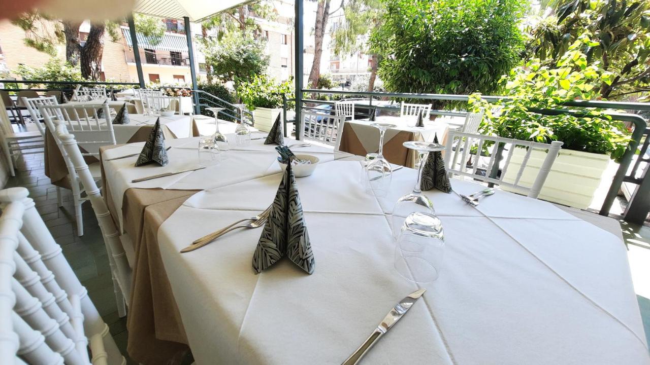 Hotel Pineta San Benedetto del Tronto Exterior foto